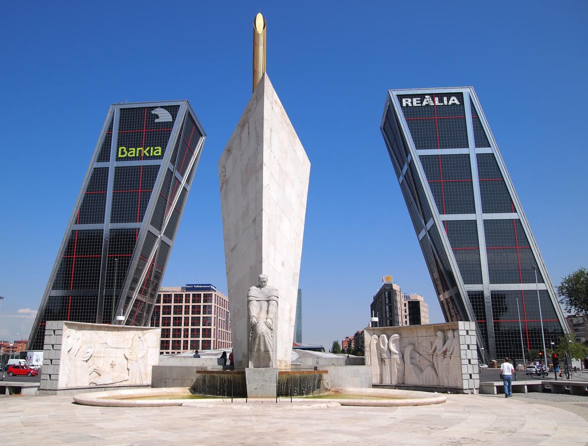 Atico Puerta De Europa Apartman Madrid Kültér fotó